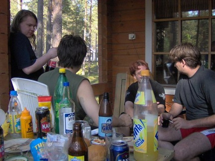 Belannaer, Lyth, Harlonus(behind the bottle) and Haeggar